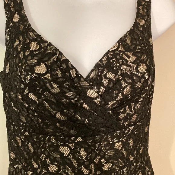 White House Black Market Cocktail Dress Size 0 - Picture 3 of 6